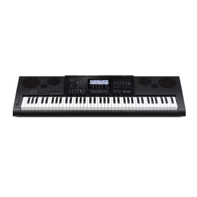 Casio WK-7600 76-Key Workstation Keyboard with Power Supply, 64 Notes of Polyphony, Class-Compliant USB Connectivity, and 17-Track Sequencer