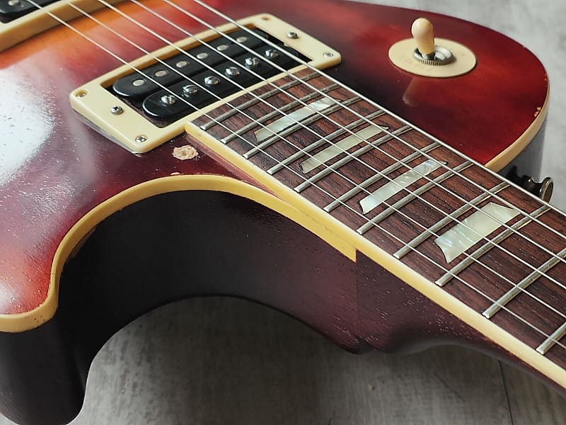 1977 Burny (Fernandes) Japan RLG-90 Les Paul Standard (Cherry Sunburst)