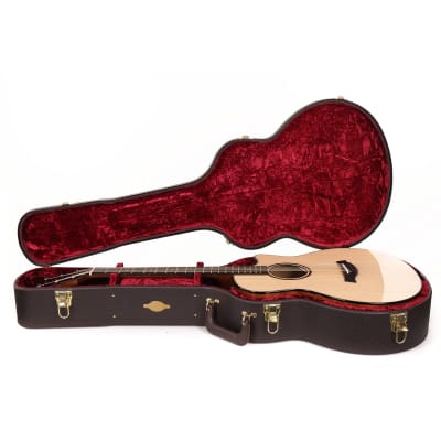 Taylor Custom Shop Baritone Grand Symphony Lutz Spruce and Black Limba 2023 image 9