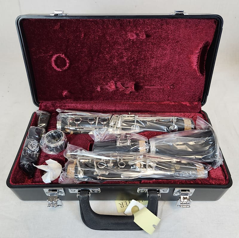 Jupiter JCL710N Student Model Bb Clarinet Outfit w/Case image 1