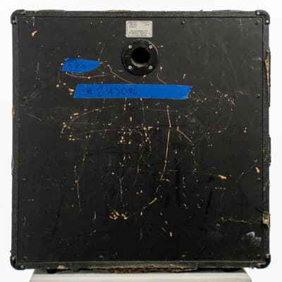 Pre-owned Marshall 8412 4x12 Cabinet image 2