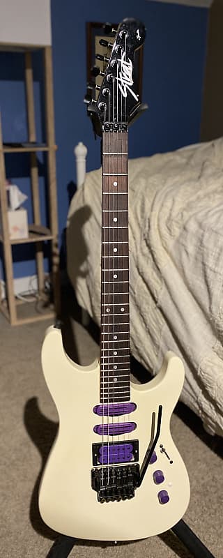 Fender HM Strat 1989 - Pearl White. Relive your GLAM METAL GLORY! image 1