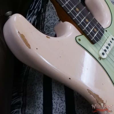 Fender Custom Shop Limited Edition 1963 63' Stratocaster Roasted Quartersawn Maple Neck Relic Super Faded Aged Shell Pink 7.65 LBS image 9