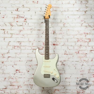 Fender Robert Cray Stratocaster Electric Guitar Inca Silver image 2