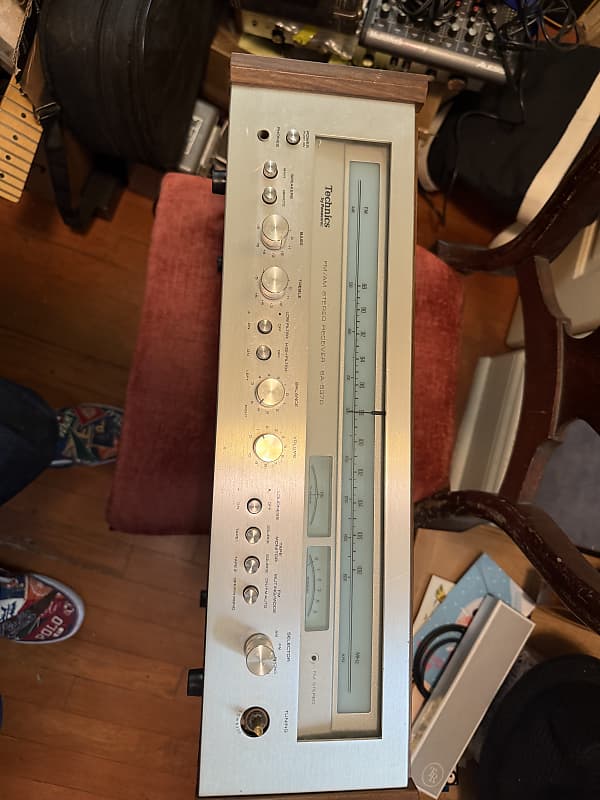 Kenwood Kr 6030 stereo tuner amplifier - Silver  			