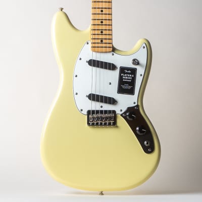 品質検査済 Fender Japan Reverb | WHITE) (YELLOW Mustang MG69 ギター