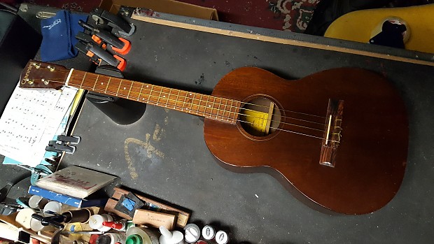 Giannini baritone ukulele cheap