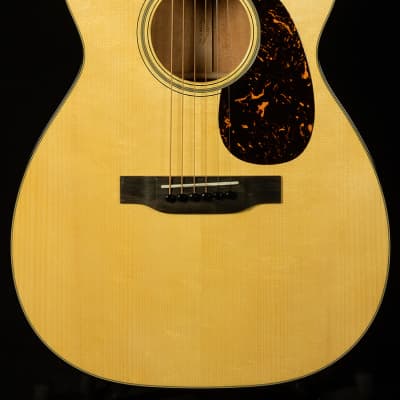 Martin Guitars Custom Shop 00-18 image 1