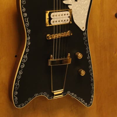 USA Margasa / Roman Sixx Swan Custom Electric Guitar, single piece body/neck image 2