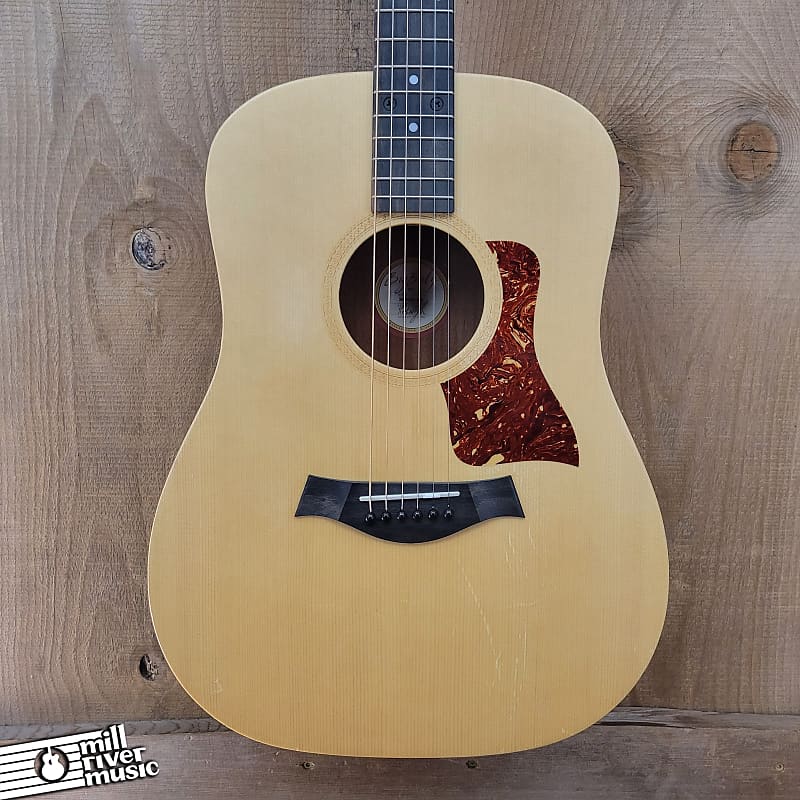 Big Baby Taylor 307 Acoustic Guitar w/ Gig Bag Used