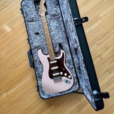 Fender Special Run American Professional Stratocaster, HSS, Shell Pink, Roasted Maple Neck 2019 - Shell Pink image 7