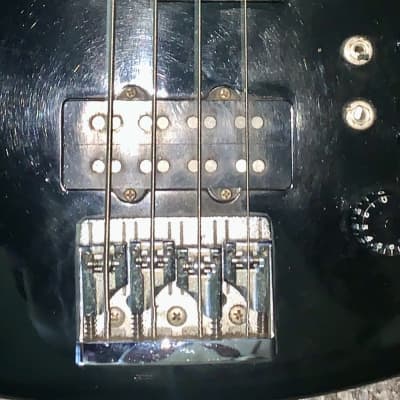 Vintage 1980’s Kramer Focus 7000 electric bass guitar made in japan image 4
