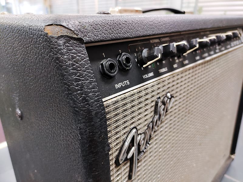 Fender Stage 112 SE 2-Channel 160-Watt 1x12