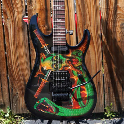 ギター ESP Serpent e Lynch ギター ESP Serpent e Lynch 1990 ESP George Lynch Skull