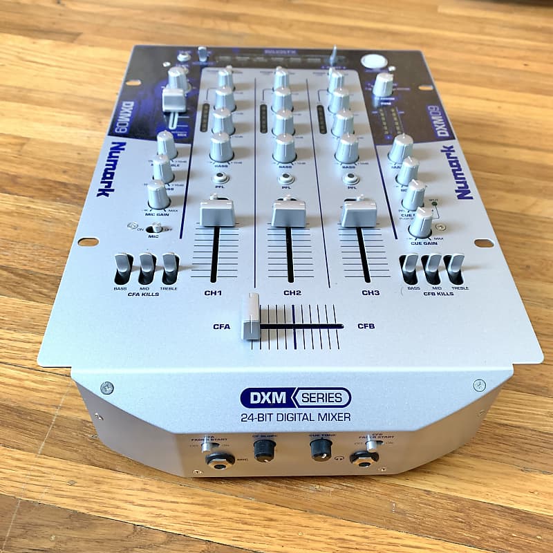 Numark DXM09 DJミキサー 24ビットデジタル DXM09 | Numark
