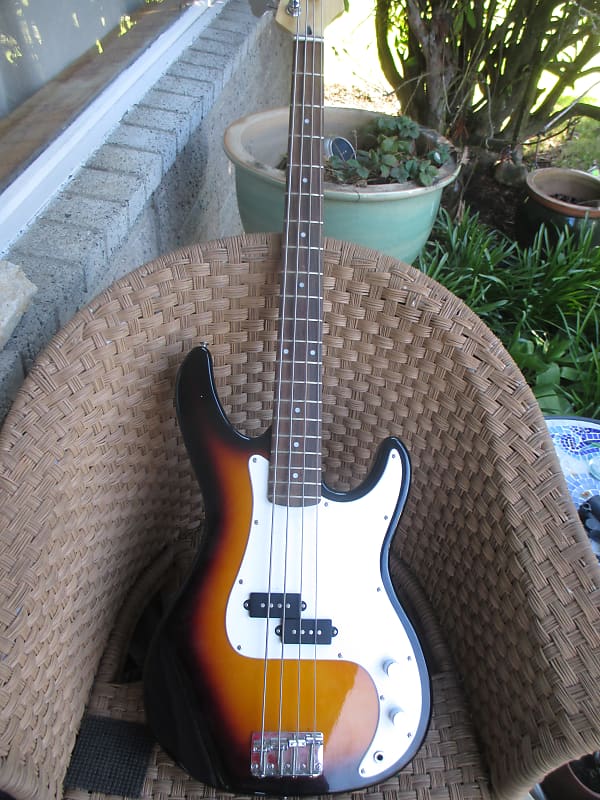Peavey Milestone 4-String Electric Bass 2010s - Vintage Burst image 1