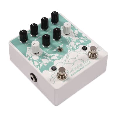 Earthquaker Devices Avalanche Run v2 Stereo Delay & Reverb White & Mint (CME Exclusive) image 2