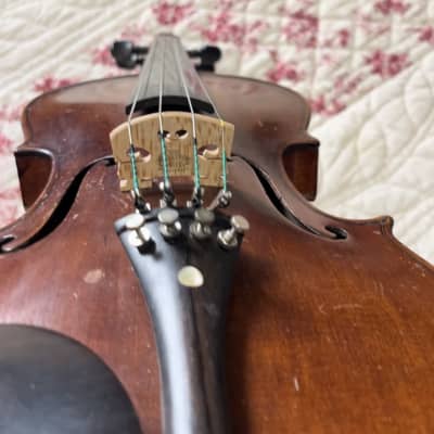 No Label 4/4 violin Appears from the 1930’s to1950’s - Wood image 7