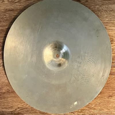 Sabian Sabian 16" Thin Crash Cymbal 950 Grams Read Full Listing image 2
