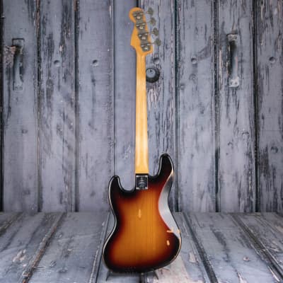 Fender 60th Anniversary Road Worn Jazz Bass, 3-Color Sunburst image 5