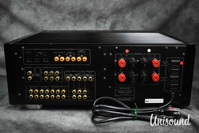 Onkyo A-2001 Stereo Integrated Amplifier in Very Good