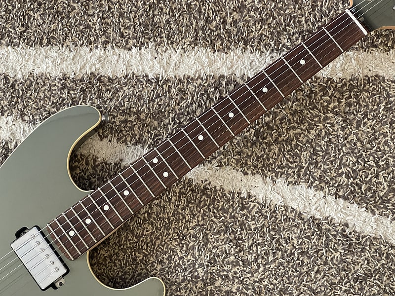 Fender MIJ Modern Stratocaster HH | Reverb Canada