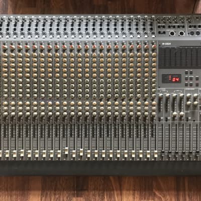 Tascam M-2524 1991-1996 24 Channel / 8 Bus Analog Multitrack Tascam M-2524 1991-1996 24 Channel / 8 Bus Analog Multitrack