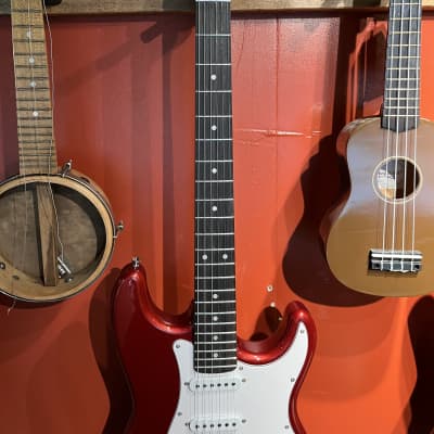 Stadium Strat style electric guitar 2023 Red glitter image 4