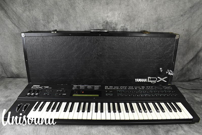 Yamaha DX7 II-D Digital Programmable Algorithm Synthesizer [Very Good] image 1