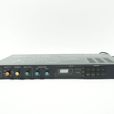 Roland SDE-1000 Digital Delay | Reverb