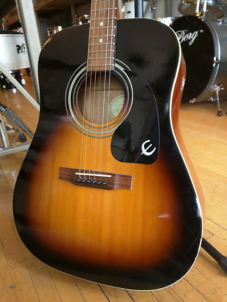 Epiphone PR-150 Vintage Sunburst Acoustic Guitar (used)