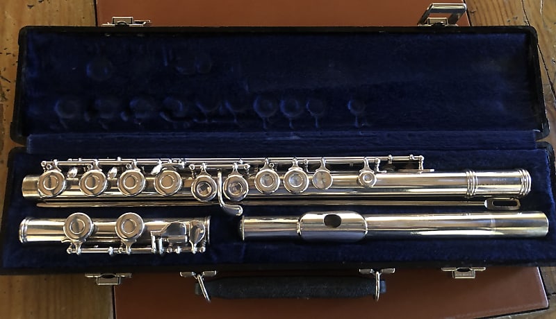 Gemeinhardt M2 Closed Hole Flute - Silver Plated | Reverb