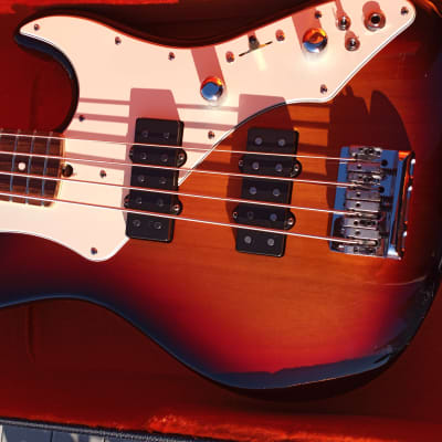 2008 Fender Roscoe Beck Artist Series Signature Bass IV with Rosewood Fretboard  - 3-Color Sunburst for sale