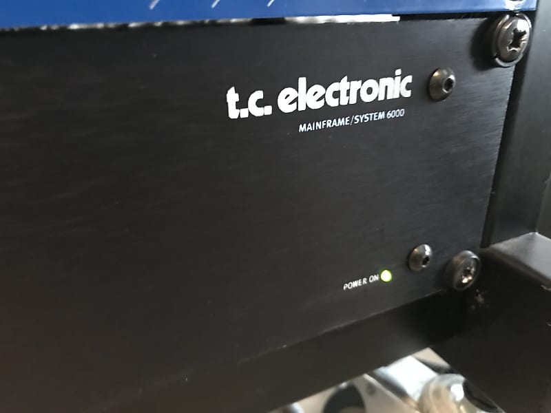 TC ELECTRONIC MASTERING 6000 MKII PROCESSEUR AUDIO châssis