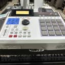 Akai MPC2000XL with 8 outs card reader custom skin