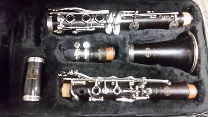 Buffet Crampon BC20 Bb clarinet overhauled in leather R13 variant