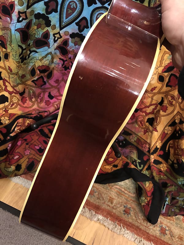 Dorado by Gretsch(Model 5965)Western Rose-Sunburst acoustic guitar