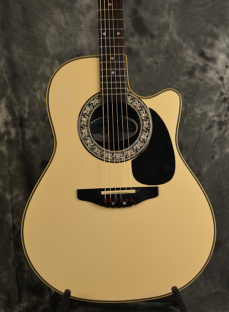 Ovation 3862 Pinnacle Series Super Shallow Bowl Acoustic Electric 80s White  pearl w Factory Case