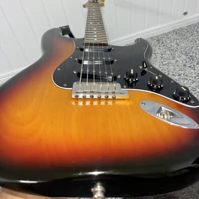 Fender American Standard Stratocaster 1998-2000 - 3-Colour Sunburst image 12