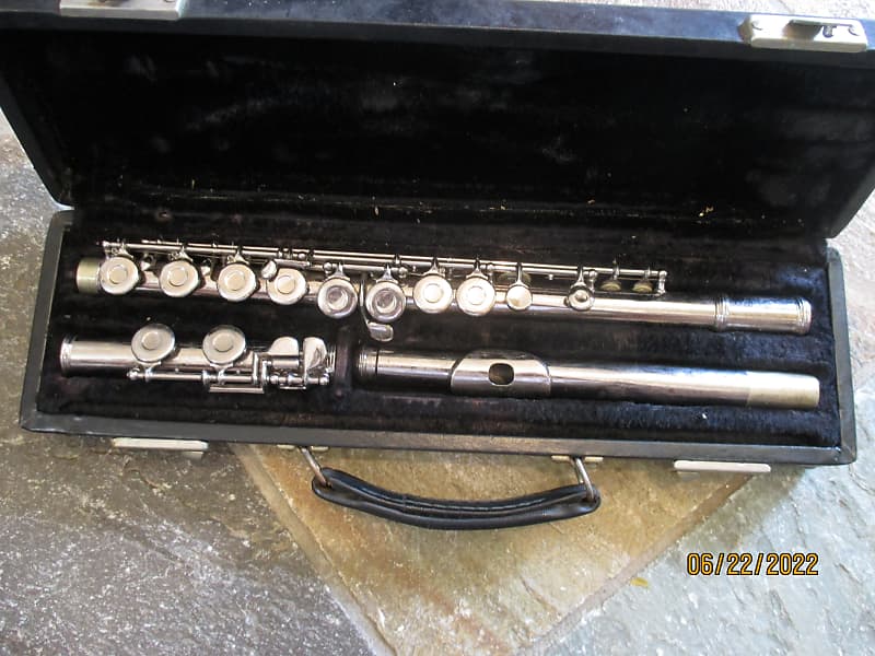 Armstrong brand Flute, made in USA. Reverb