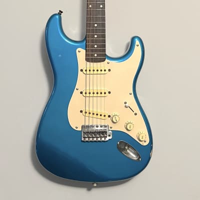 美品Fender Japan ST54-80 Stratocaster-