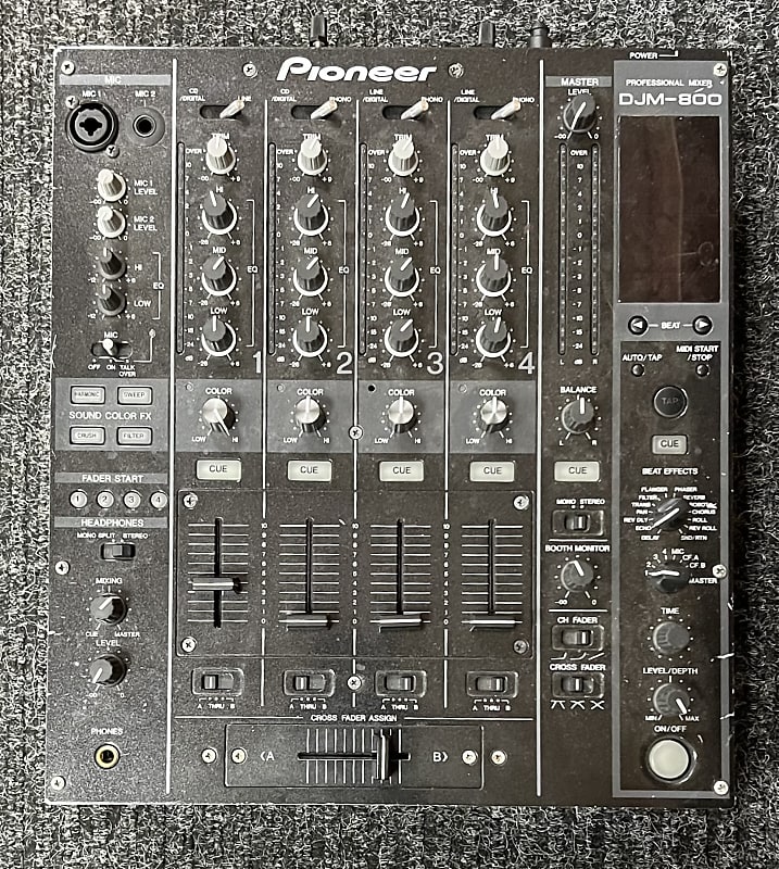 Pioneer DJM-800 4 Channel Mixer w/Case