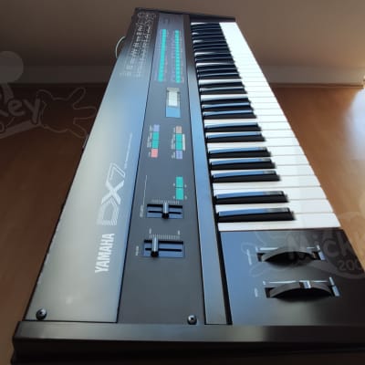 Yamaha DX7 (Mark 1) Digital FM Synthesizer German collector beautiful collection image 7