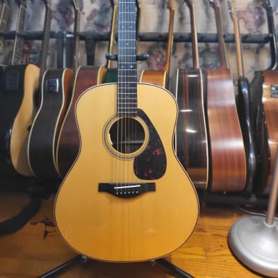Yamaha LL26 Acoustic Electric Guitar image 2