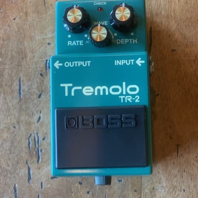 Boss TR-2 Tremolo with Keeley Mod Teal | Reverb