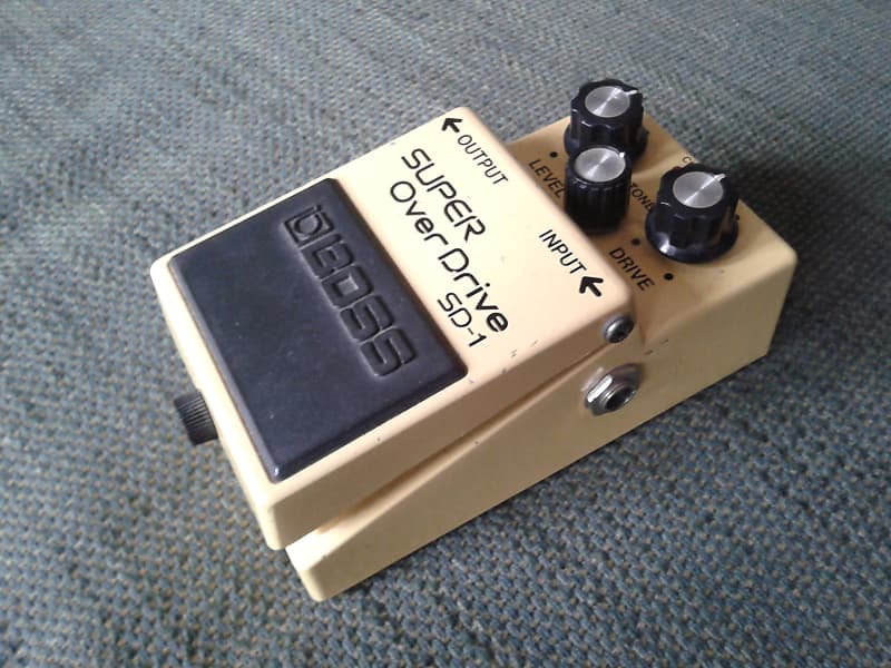 BOSS SD-1 | SUPER OverDrive | Made in Taiwan | Vintage Distortion