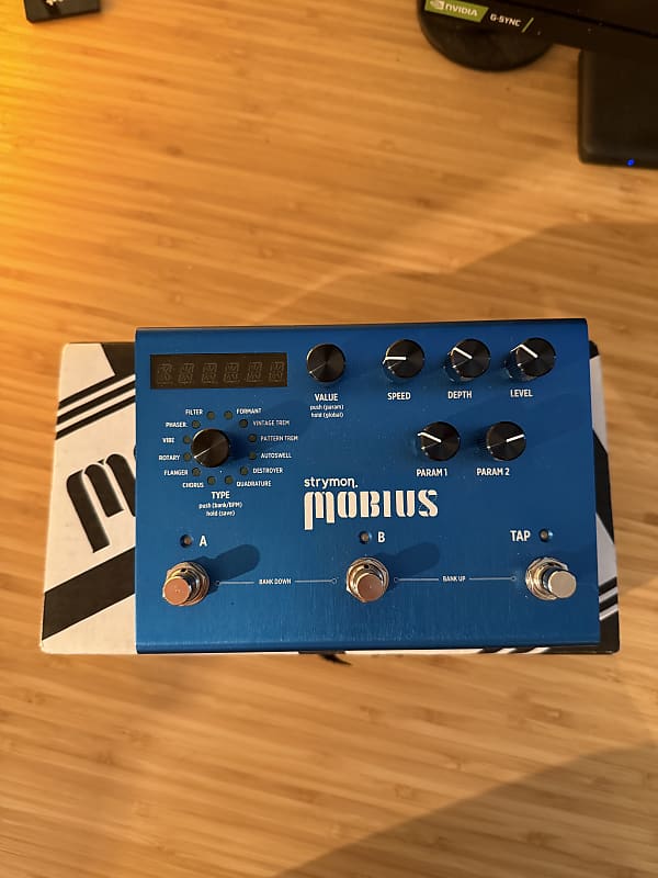 Strymon Mobius