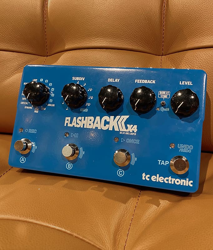 TC Electronic Flashback 2 x4 w/ Original Box - Flashback II, Delay and  Looper Pedal