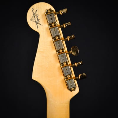 Fender Custom Shop Stevie Ray Vaughan Stratocaster SRV Signature NOS 3 Tone Sunburst 2024 (CZ572568) image 9