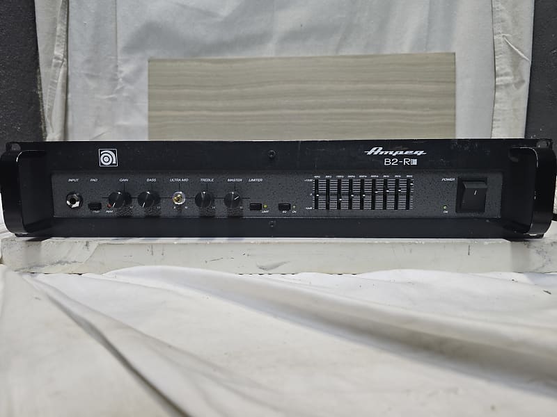 Ampeg B2-RE 450-Watt Rackmount Bass Amp Head | Reverb